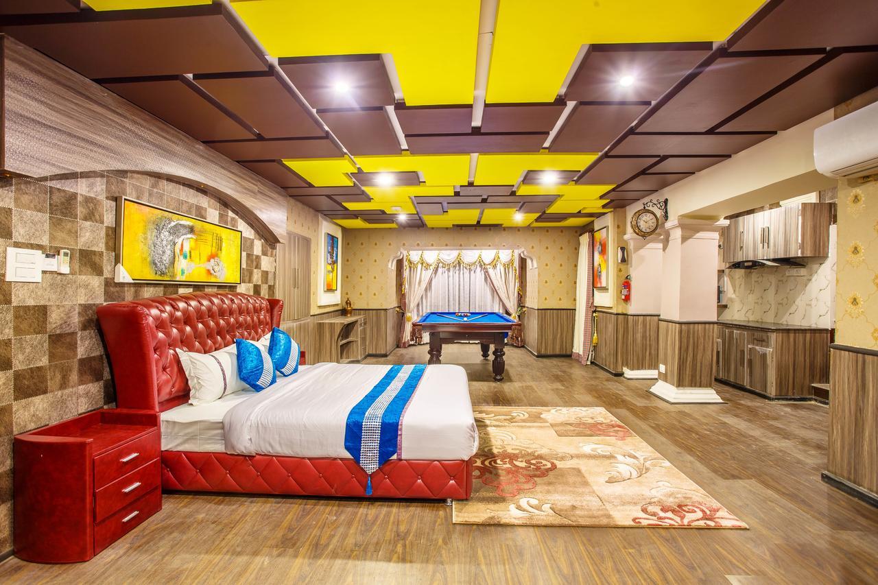 Royal Empire Boutique Hotel Kathmandu Buitenkant foto