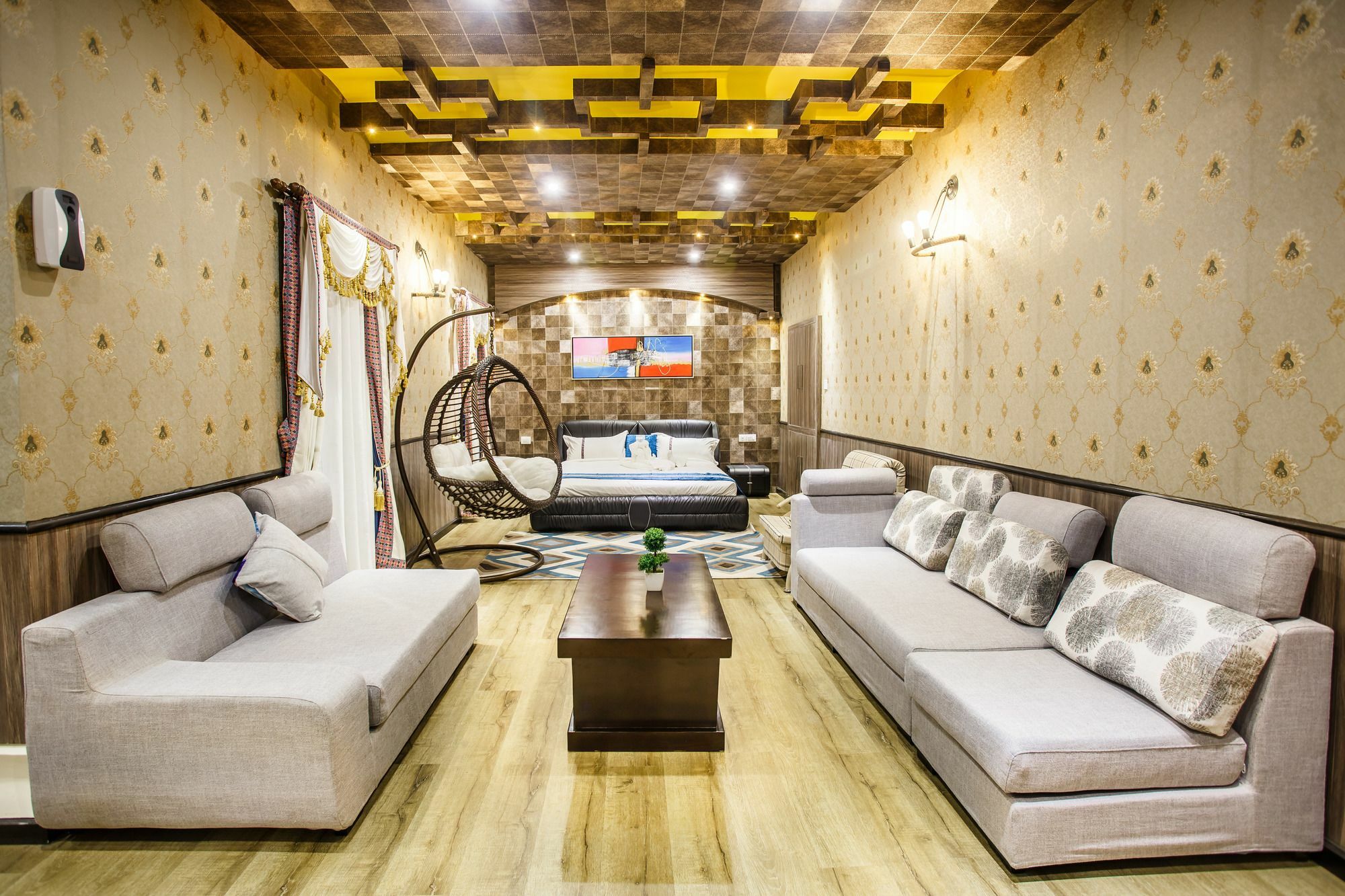 Royal Empire Boutique Hotel Kathmandu Buitenkant foto